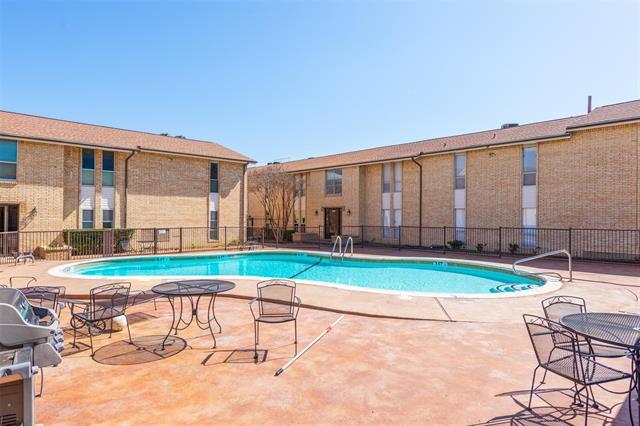 Building Photo - 5076 Matilda St