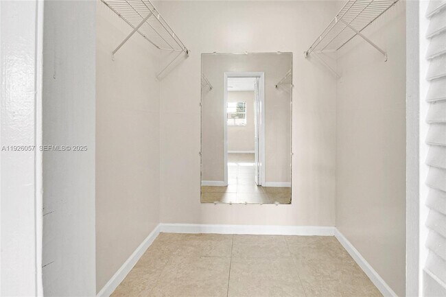 Building Photo - 6505 Winfield Blvd