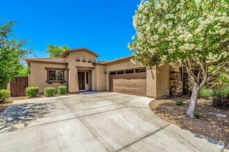 Building Photo - 3906 W Roundabout Cir