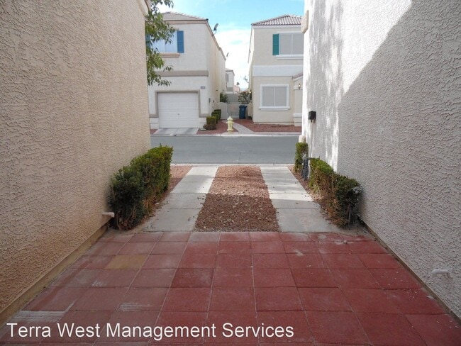 Building Photo - 2 br, 1.5 bath House - 9972 Delicate Dew S...