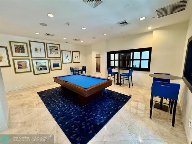 Building Photo - 610 W Las Olas Blvd