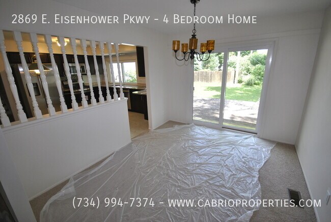 Building Photo - 2869 E Eisenhower Pkwy