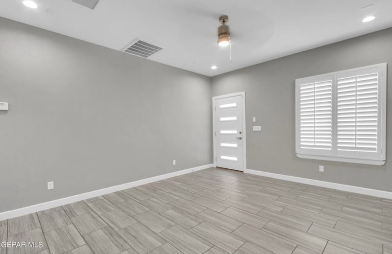 Building Photo - 2828 Tierra Oasis St