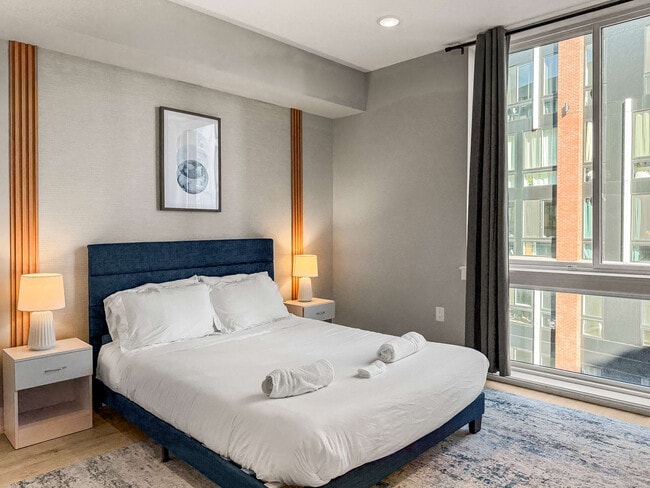 Building Photo - 626 N Delaware Ave