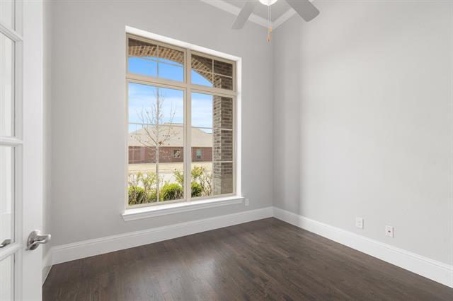 Building Photo - 2073 Trophy Dr