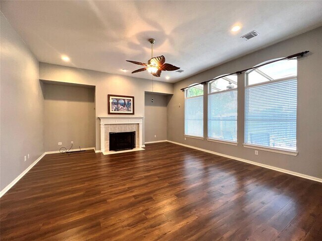 Building Photo - 23734 Indian Hills Way