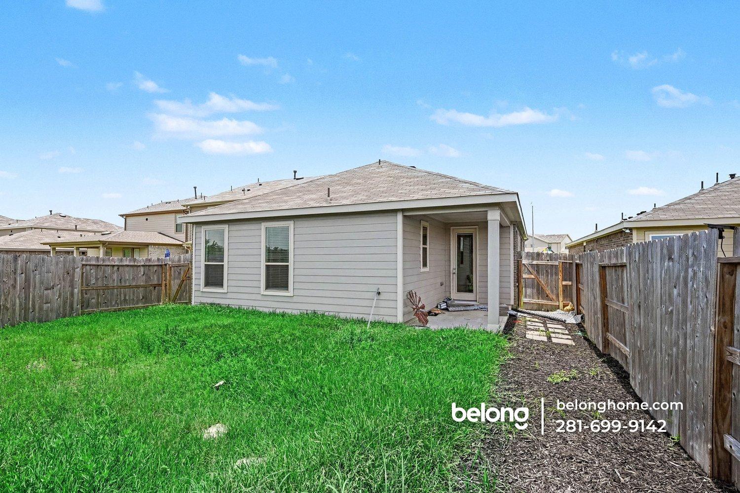 Building Photo - 25403 Benroe St
