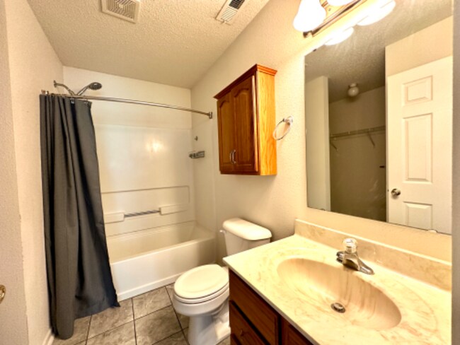 Building Photo - 9393 W Quarter Moon Dr