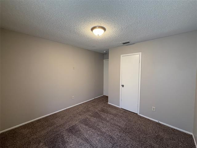 Building Photo - 814 Villa Ridge Dr