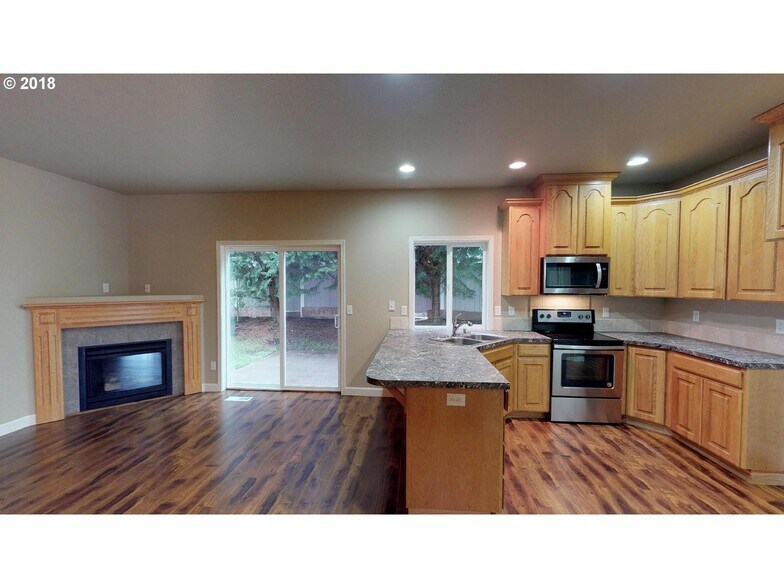Building Photo - 12811 NE 49TH WAY