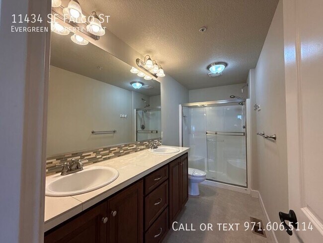 Building Photo - 11434 SE Falco St