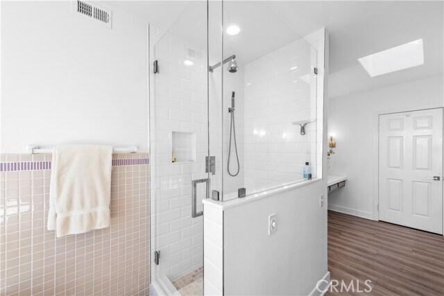 Building Photo - 24432 Alta Vista Dr