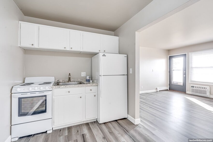 Interior Photo - Sullivan Ridge