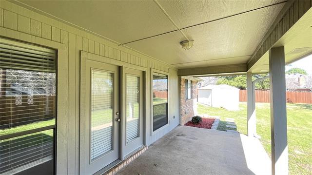 Building Photo - 6119 Kingswood Dr