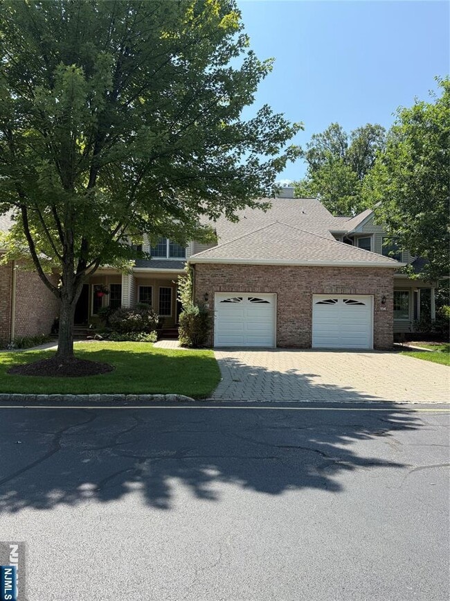 Primary Photo - 118 Carriage Ct