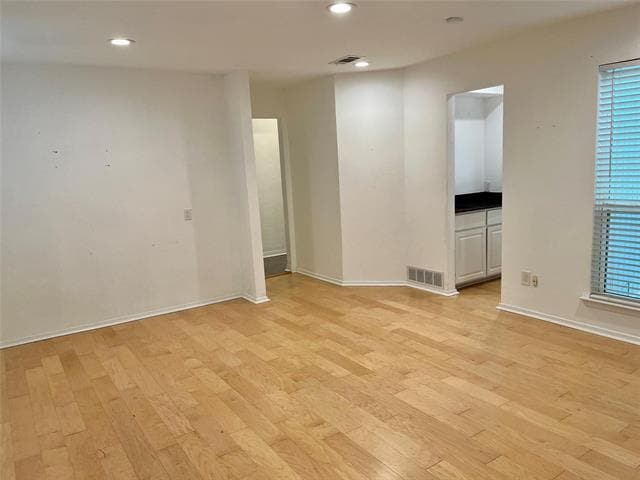 Building Photo - 1827 Rhinevalley Dr