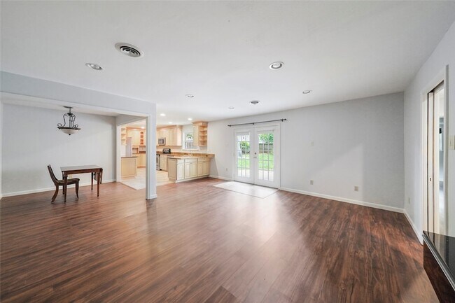 Building Photo - 10502 Timberwood Dr