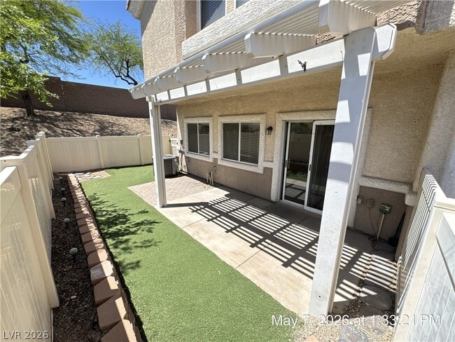 Building Photo - 1299 Investment Way