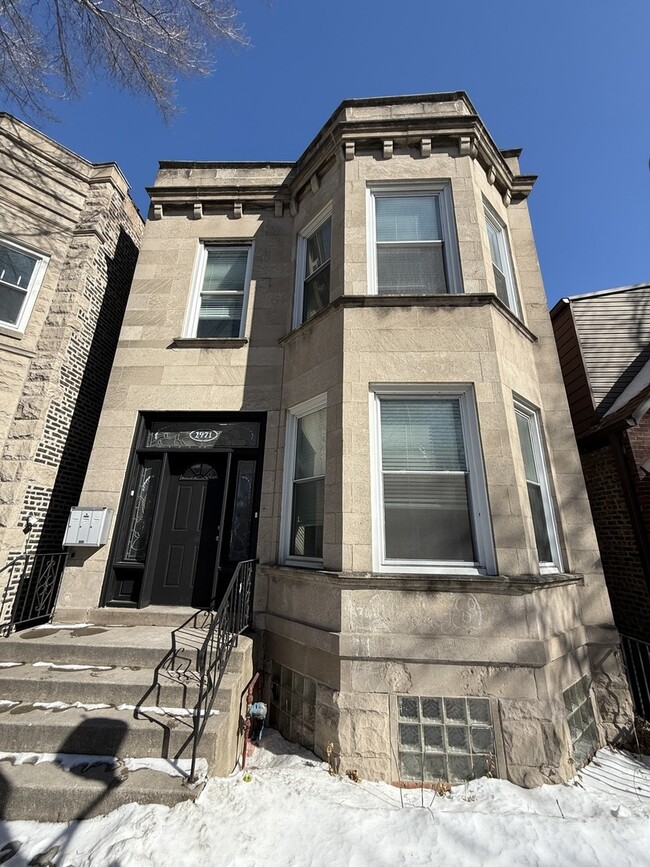 Primary Photo - 2971 S Loomis St