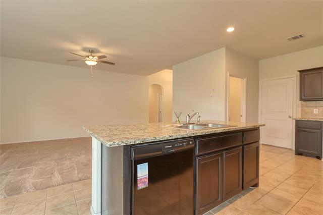 Building Photo - 744 Walls Blvd