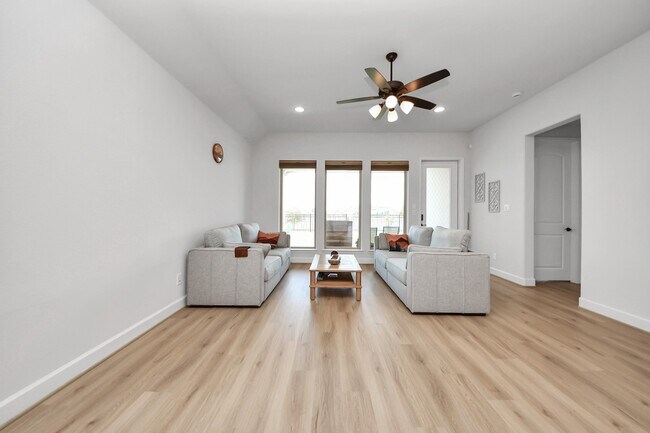 Building Photo - 2550 Forbidden Fig Row