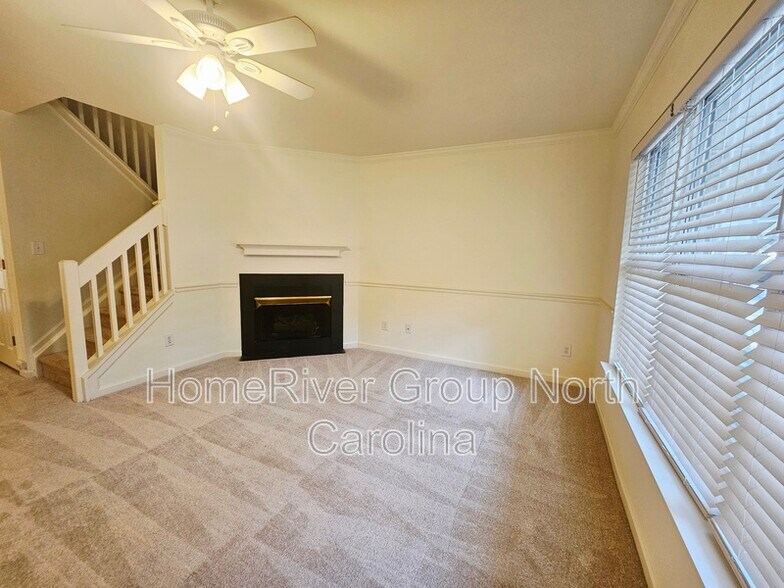 Building Photo - 3764 Winborne Ln