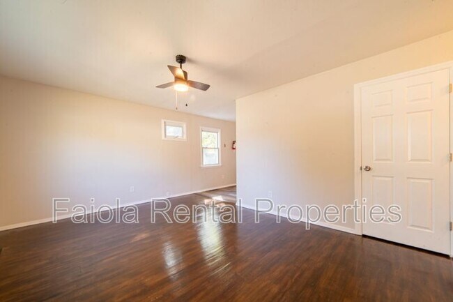 Building Photo - 519 Berkeley Dr