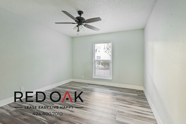 Building Photo - 10562 Haddon Ave