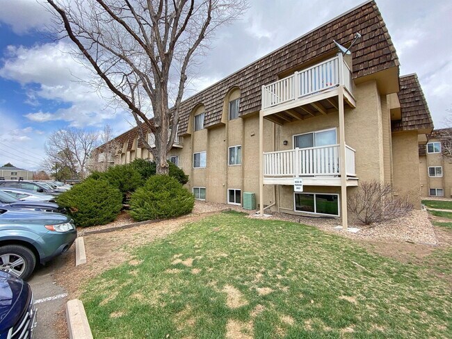 Building Photo - 7335 E Quincy Ave