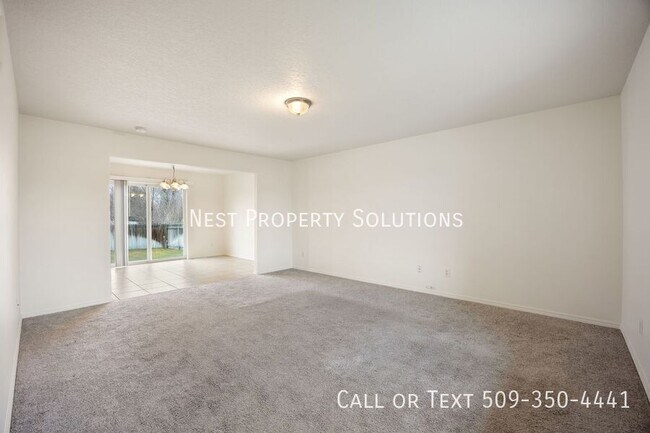 Building Photo - 440 Laguna Dr