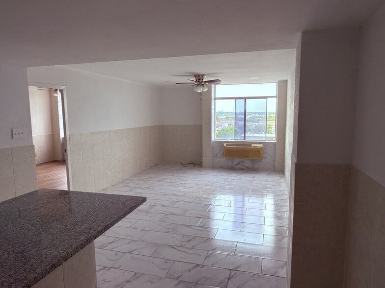 Building Photo - 7520 Hornwood Dr