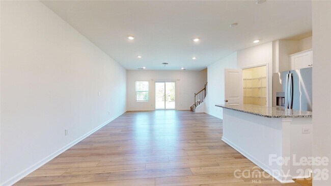 Building Photo - 761 Earhart St NW