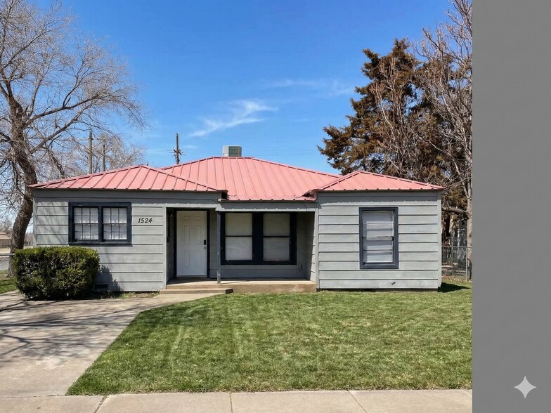 Building Photo - 429 N Century Ave