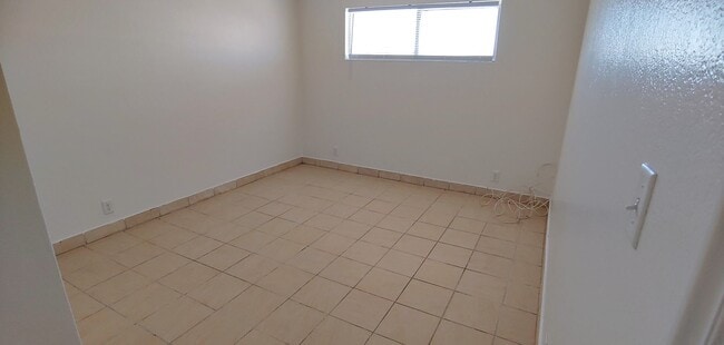 Building Photo - 5240 Pebble Beach Blvd
