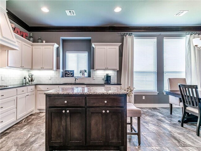 Building Photo - Beautiful home + Deer Creek Schools + 4 bedroom + 2.5 bathrooms