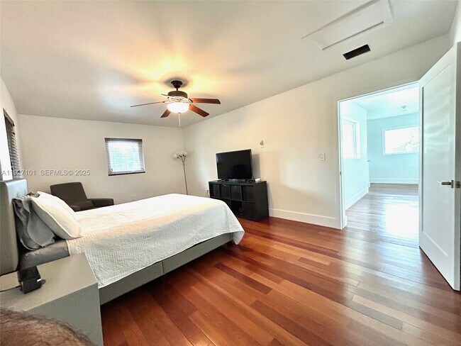 Building Photo - 4445 Red Rd