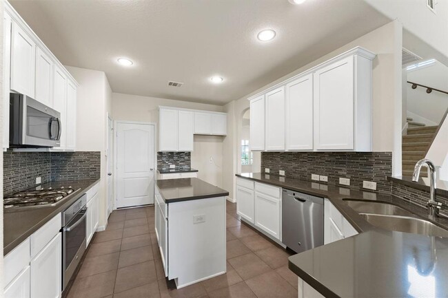 Building Photo - 9839 Deborah Colony Ln