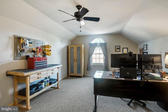 Building Photo - 37 Rampart Dr