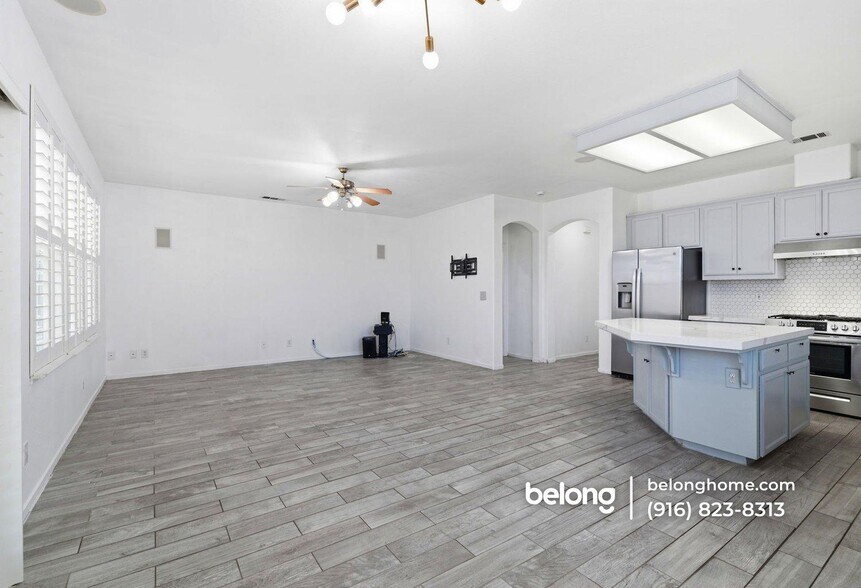 Building Photo - 1714 Nicol Way