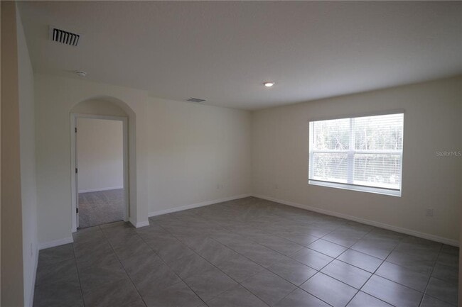 Building Photo - 2803 Lotus Flower Trl