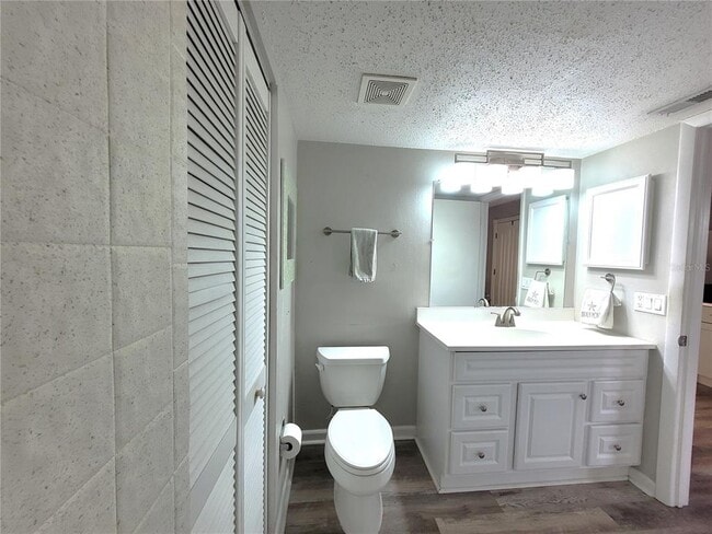 Building Photo - 14521 Catalina Cir