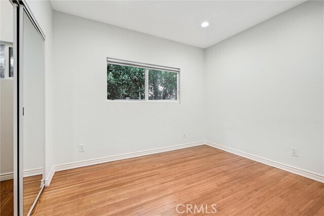 Building Photo - 156 S Edinburgh Ave