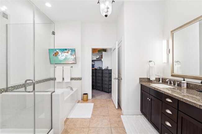 Building Photo - 17040 W Farm To Market 1097