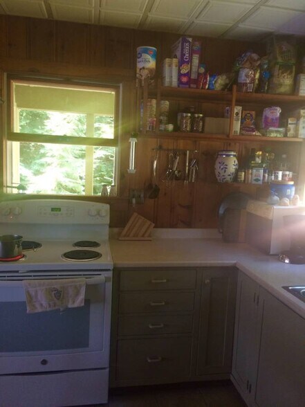 Building Photo - 30 Laurel Dr