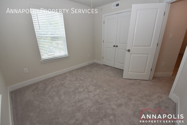 Building Photo - 773 A Annapolis Neck Road-
