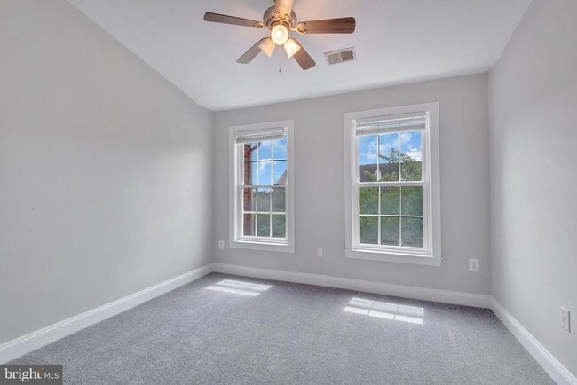Building Photo - 4238 Chariot Way