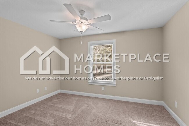 Building Photo - 152 Downsbury Rd