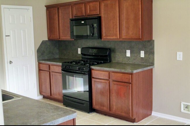 Building Photo - 9419 Vander Rock Dr