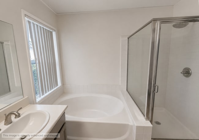 Building Photo - Updated Home with Modern Kitchen, Fireplace & Private Backyard