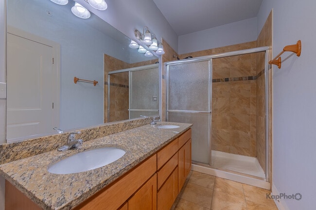 Building Photo - 3607 W 53rd St